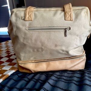 Beis Mini Weekender bag